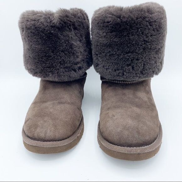 Classic Ugg Tall Boot Chocolate 5 EUC - Picture 7 of 15